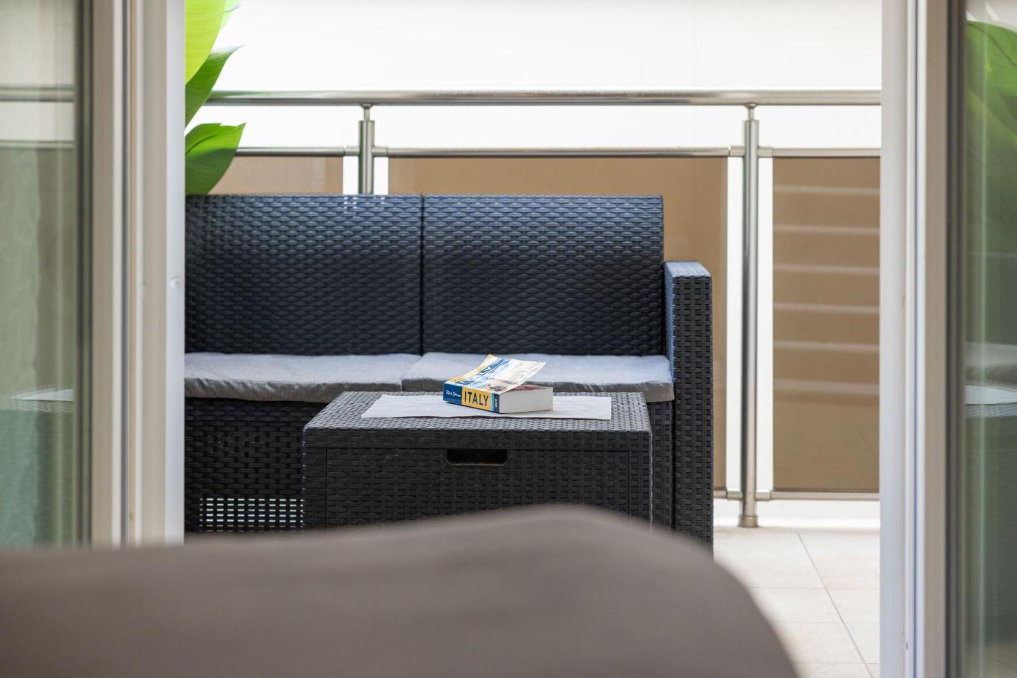 Bari Blue Apartment Exterior photo